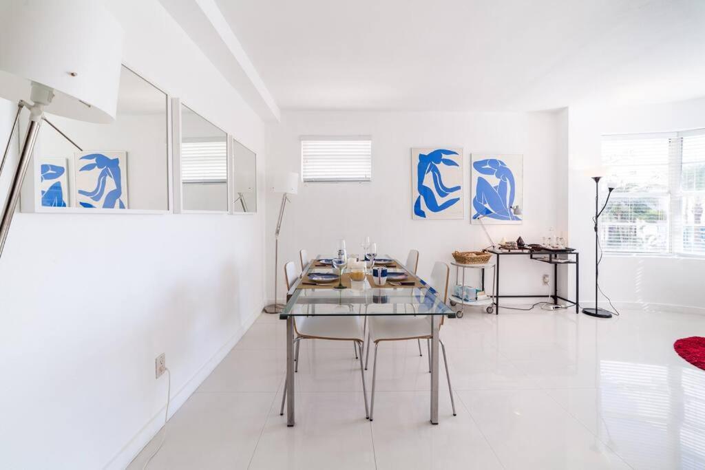 2 Bedroom On The Beach ! Miami Beach Extérieur photo
